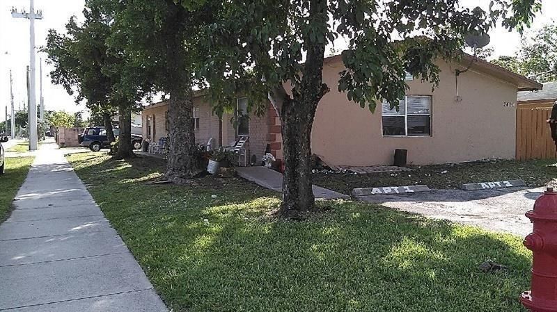 2400 NW 21st Street, Unit 3, Fort Lauderdale, FL 33311 Photo