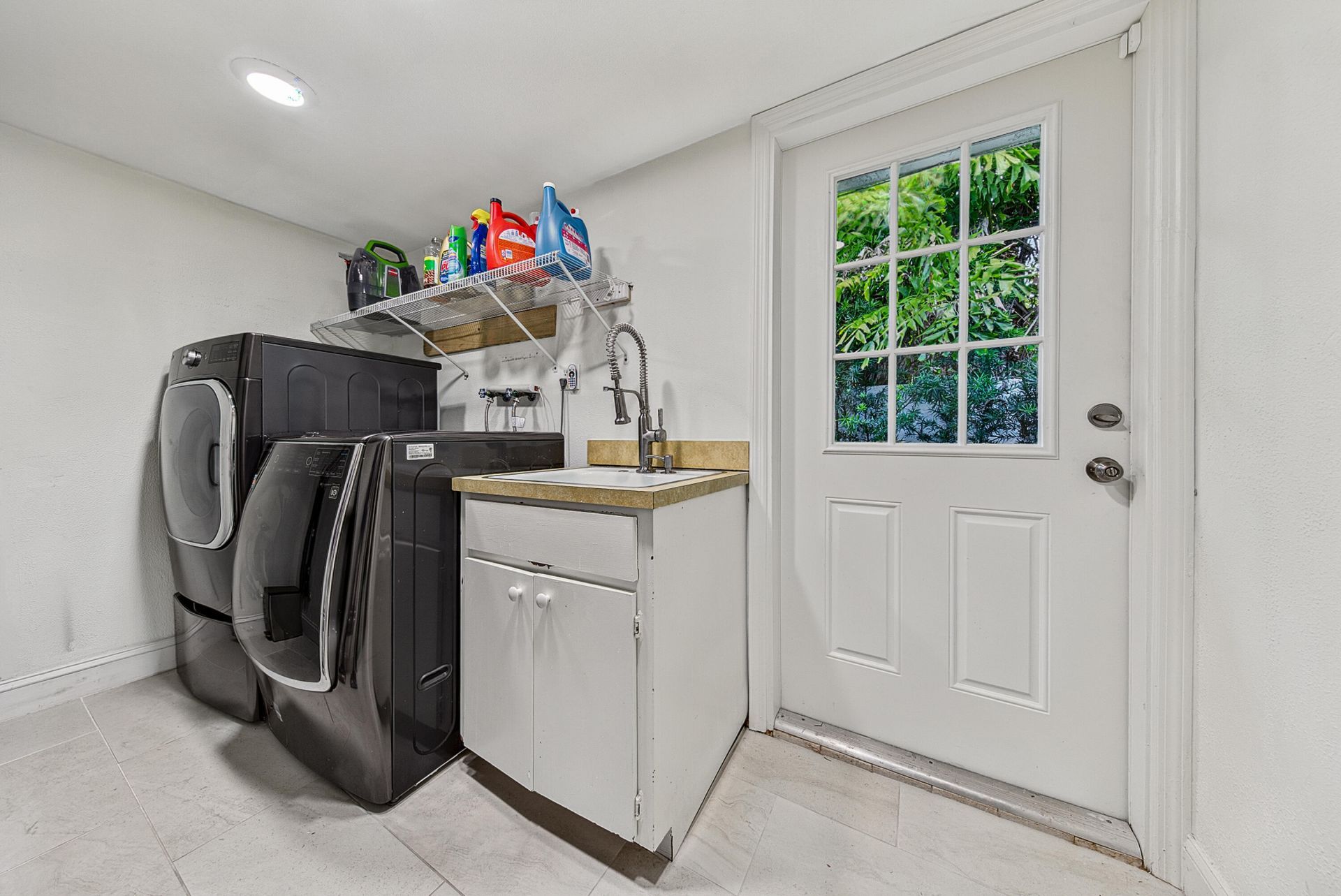 2056 NE 21st Court, Wilton Manors, FL 33305 Photo