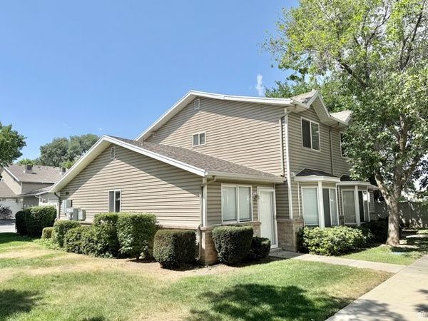 6076 S LIBERTY OAKS CV, Unit 1, Murray, UT 84107