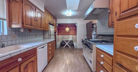 3529 Ferndale Avenue, South Lake Tahoe, CA 96150 Photo