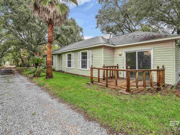 1624 Jackson Court, Gulf Shores, AL 36542