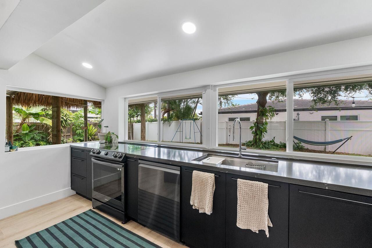 701 SE 5th Court, Pompano Beach, FL 33060 Photo