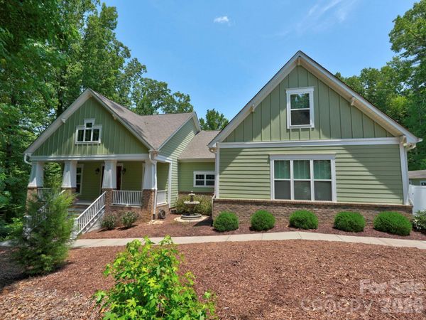 9560 Regent Drive , Davidson, NC 28036
