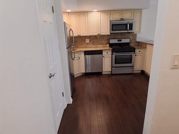 2014 Hawthorne Lane, MAHWAH, NJ 07430