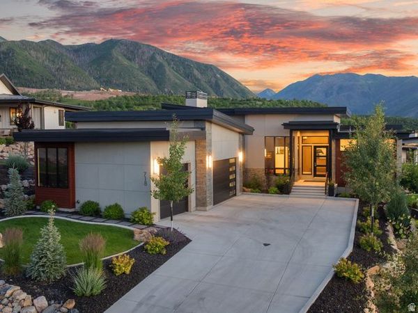 718 S NEBO CIR , Woodland Hills, UT 84653