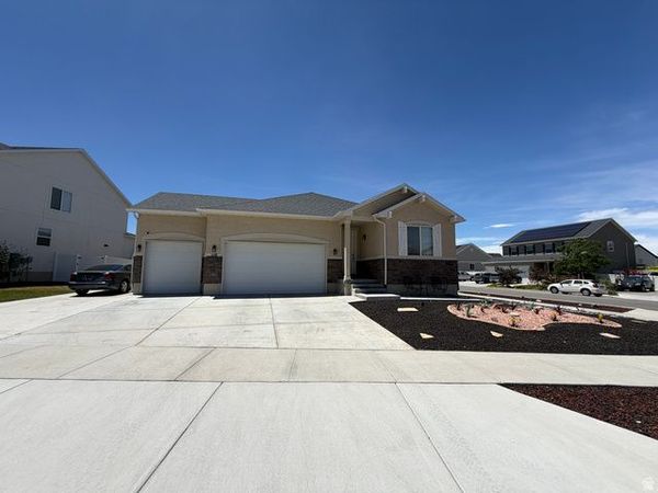 118 TRAM ROCK RD , Lake Point, UT 84074