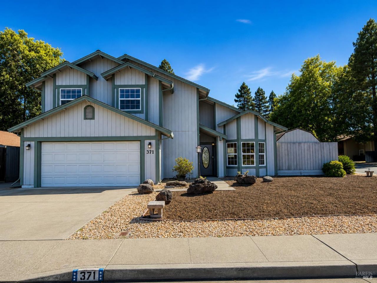 371 Woodstock Circle, Vacaville, CA 95687 Main Photo