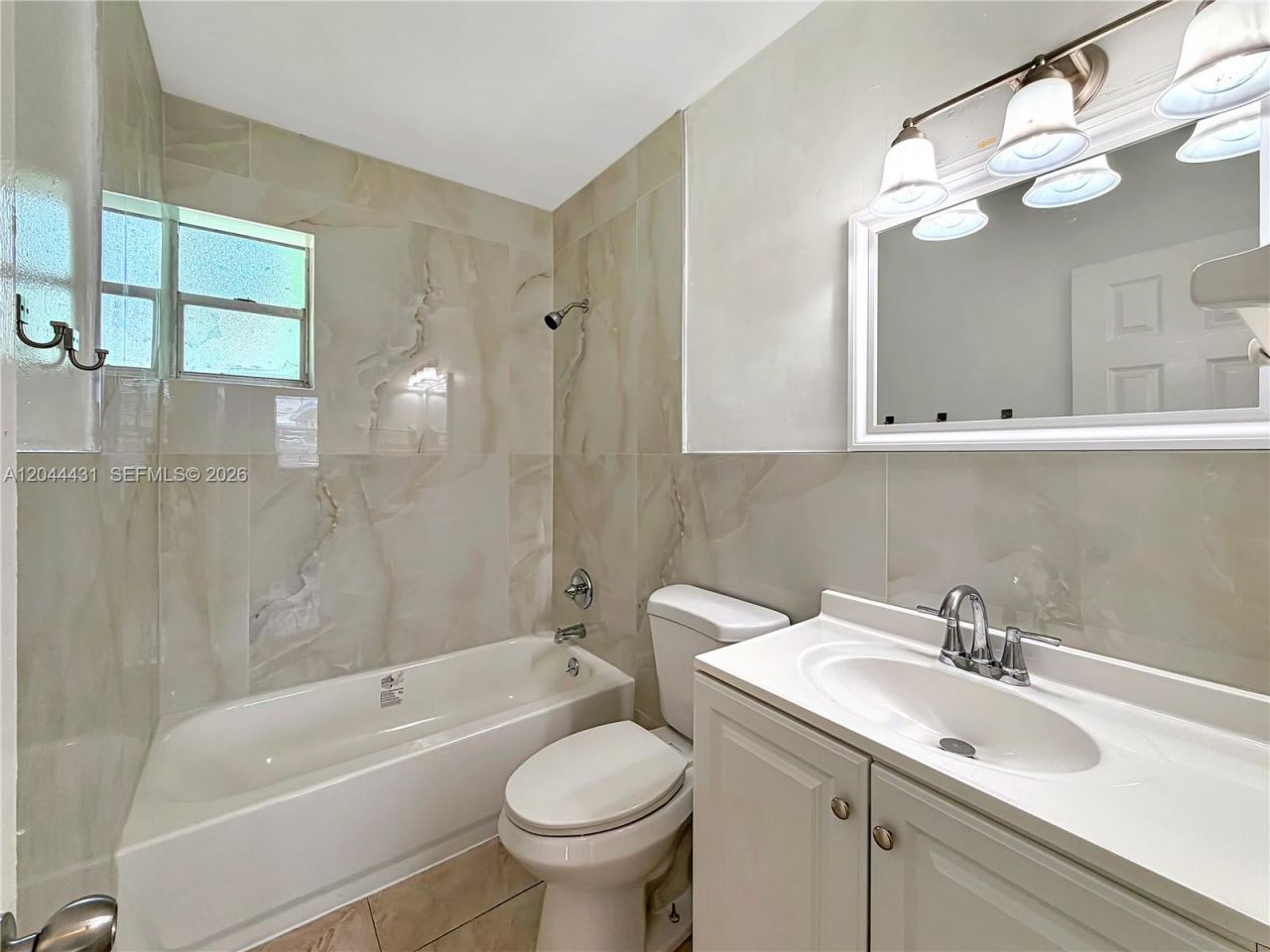 533 NW 15th Way , Fort Lauderdale, FL 33311 Photo