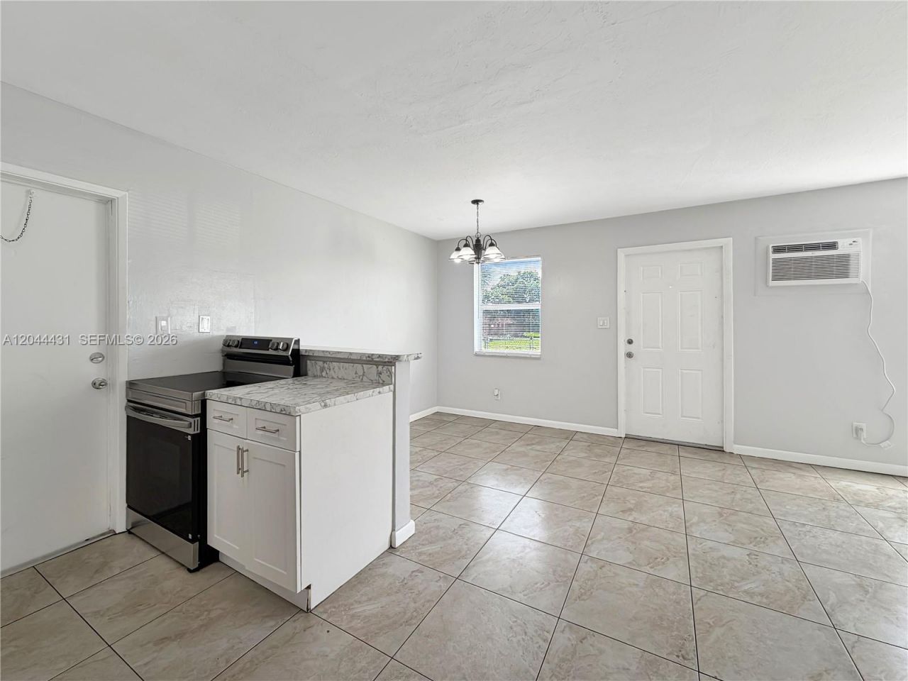533 NW 15th Way , Fort Lauderdale, FL 33311 Photo