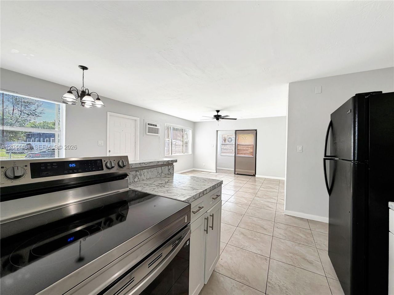 533 NW 15th Way , Fort Lauderdale, FL 33311 Photo