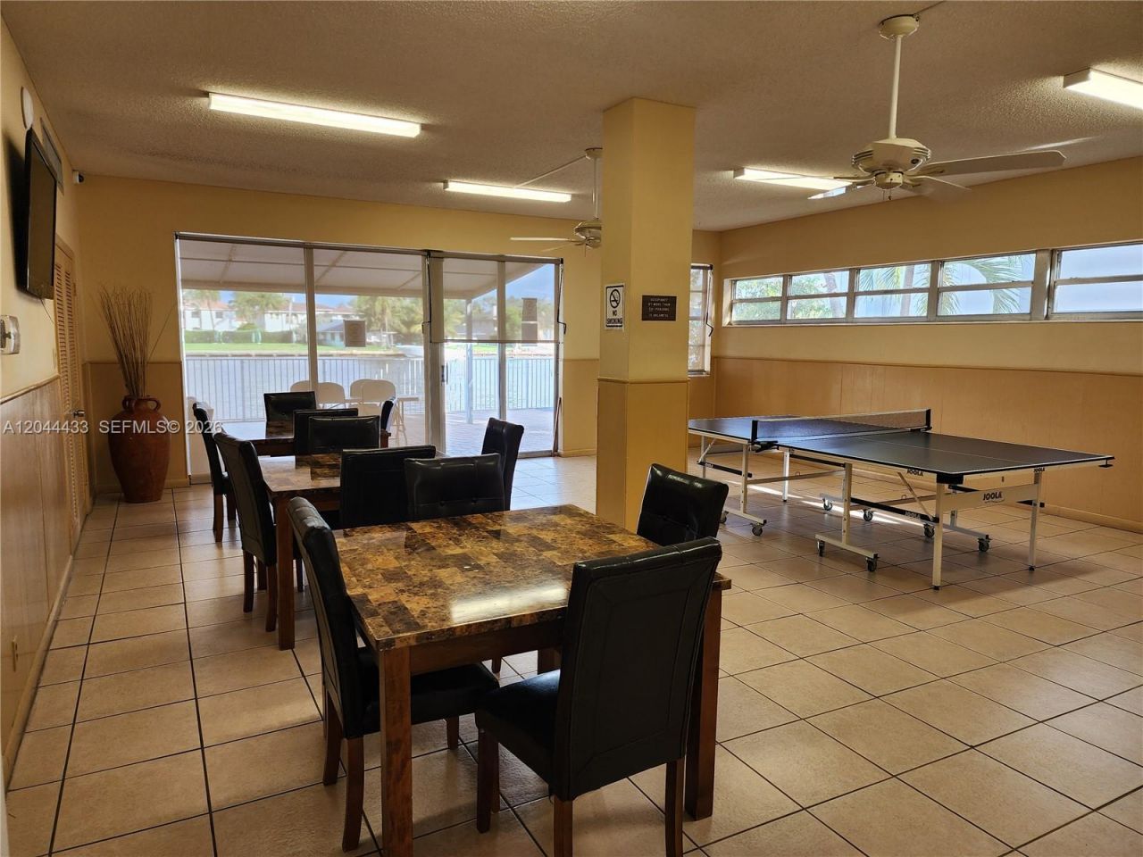 3161 S Ocean Dr , Unit 404, Hallandale Beach, FL 33009 Photo