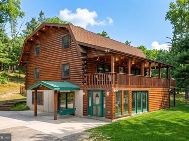 6398 CHAMBERSBURG ROAD, FAYETTEVILLE, PA 17222