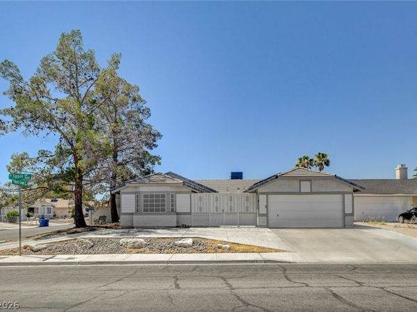 5877 Tippin Drive, Las Vegas, NV 89130