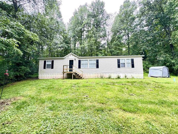 246 Featherbed Road, Walkersville, WV 26447