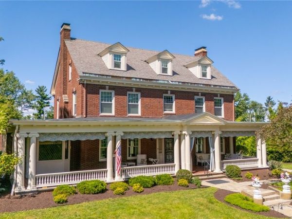 115 E Lawn Avenue, St Clairsville, OH 43950