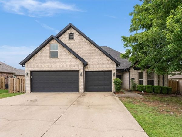 4256 Augustine Drive, Springdale, AR 72762