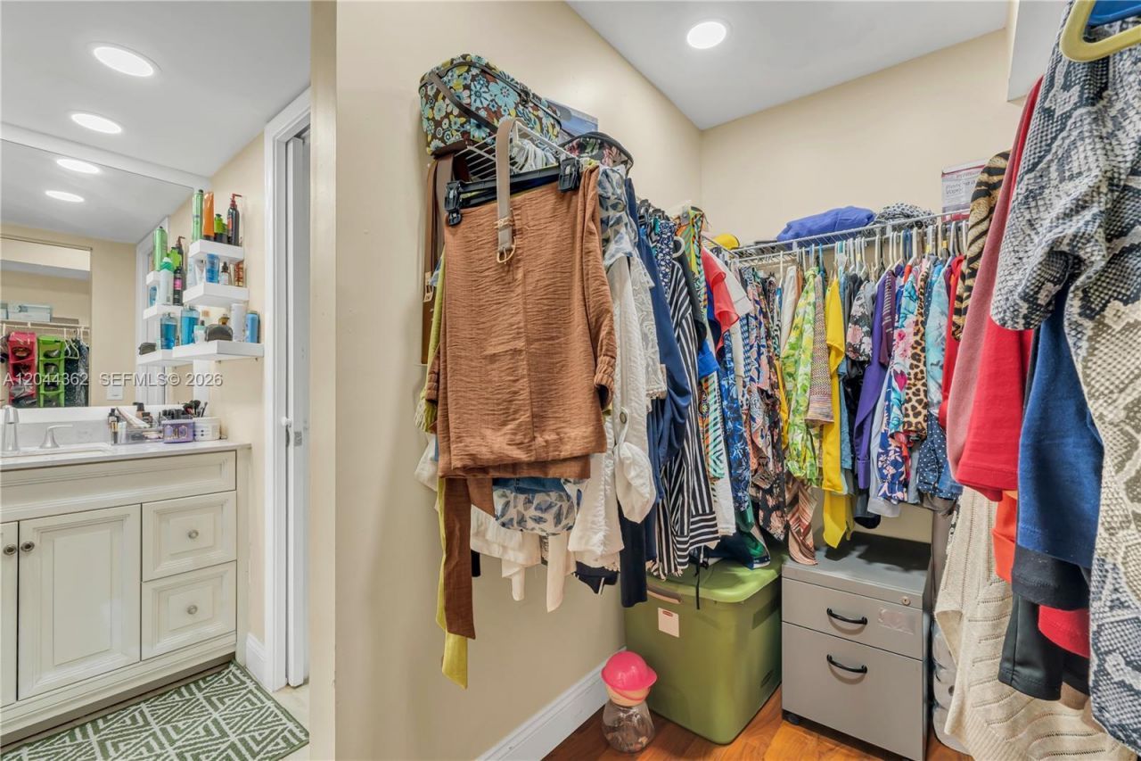 12900 SW 13th St, Unit 309E, Pembroke Pines, FL 33027 Photo