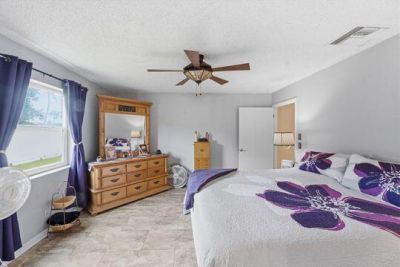 397 La Mancha Avenue, Royal Palm Beach, FL 33411 Photo