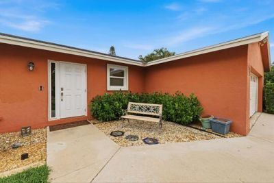 397 La Mancha Avenue, Royal Palm Beach, FL 33411 Photo