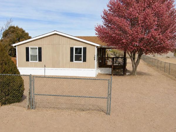 309 10th Avenue SW, Rio Rancho, NM 87124