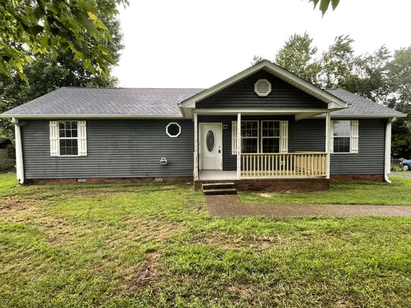 641 Airport Rd , Portland, TN 37148