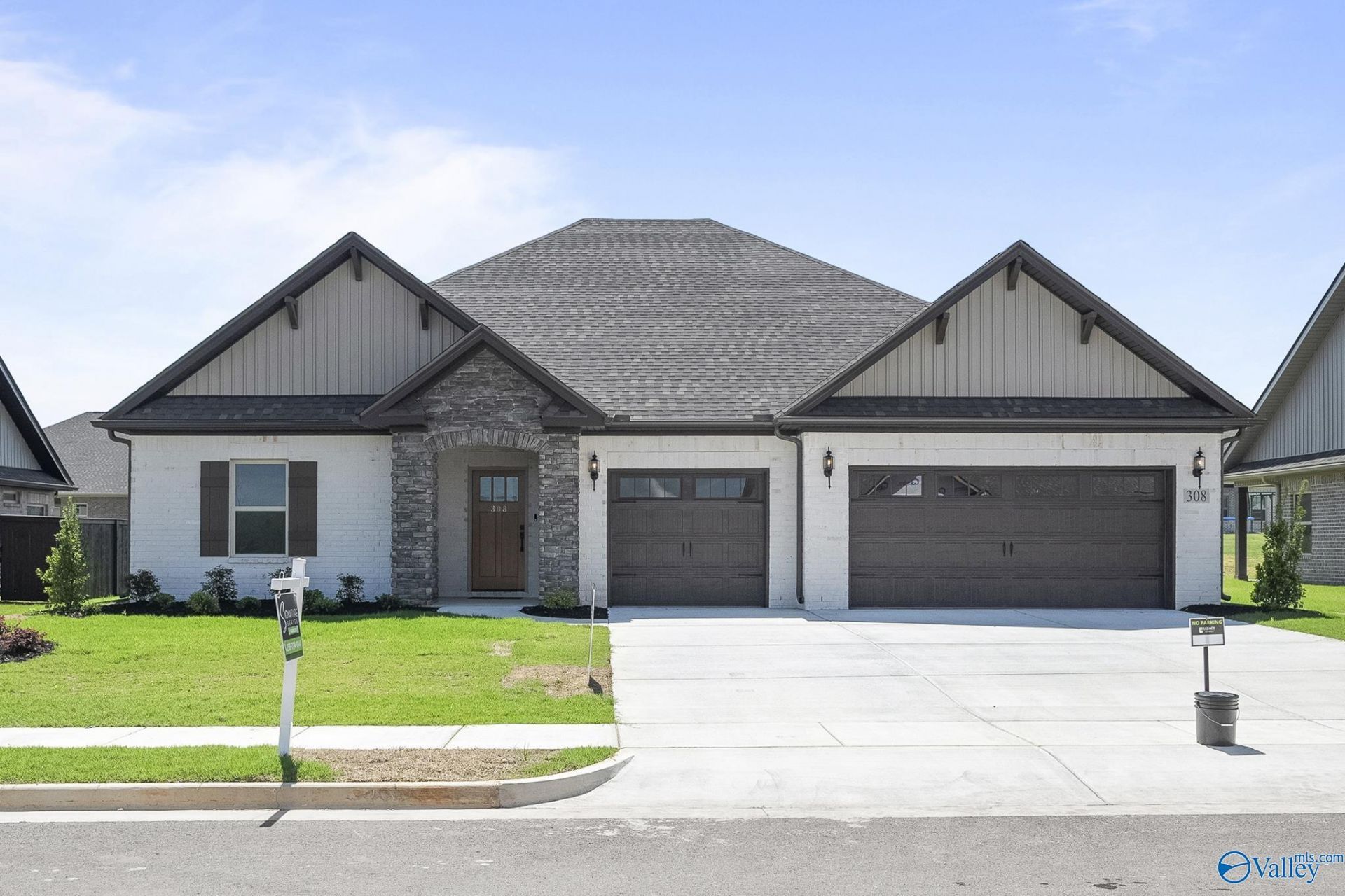 318 Wanto Lane, Huntsville, AL 35811 Main Photo