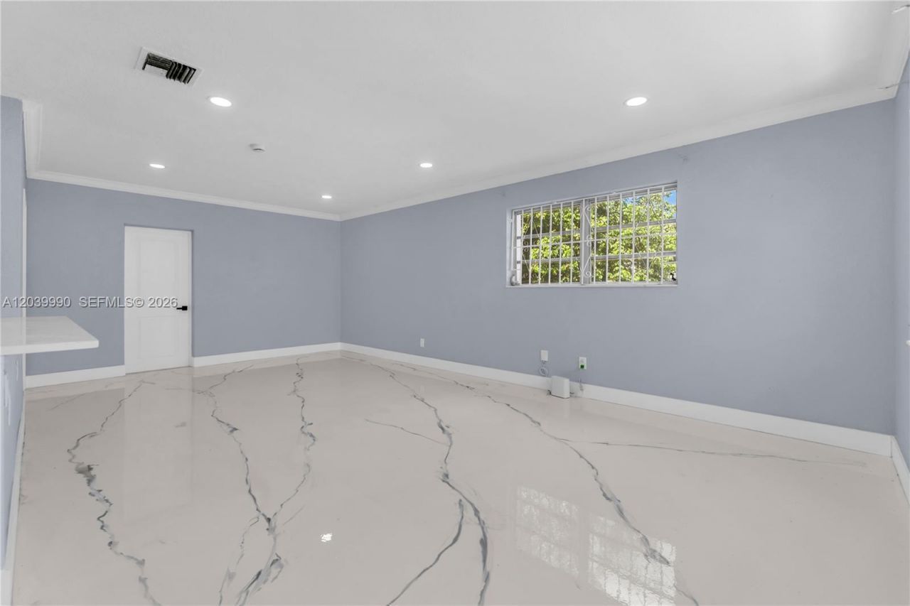 1010 NW 196th St , Miami Gardens, FL 33169 Photo