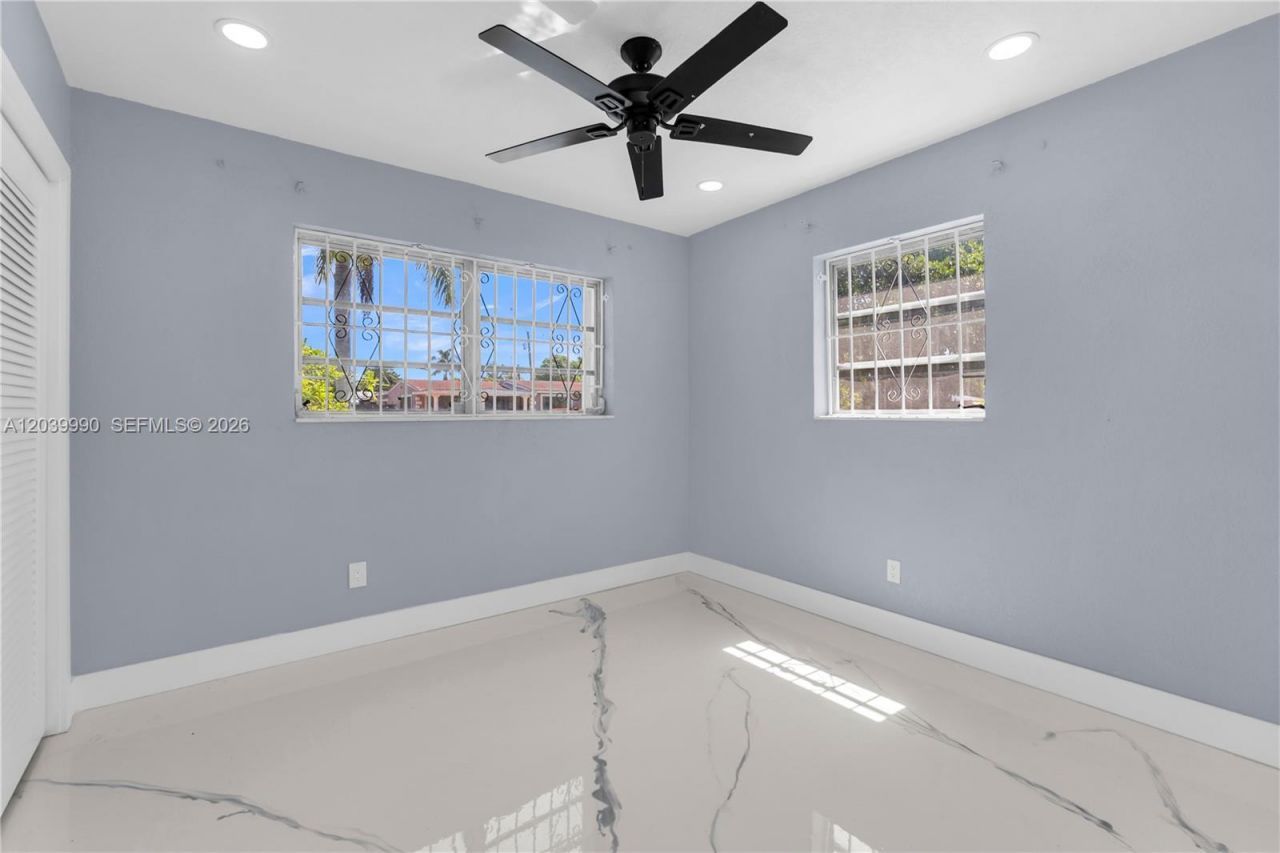 1010 NW 196th St , Miami Gardens, FL 33169 Photo