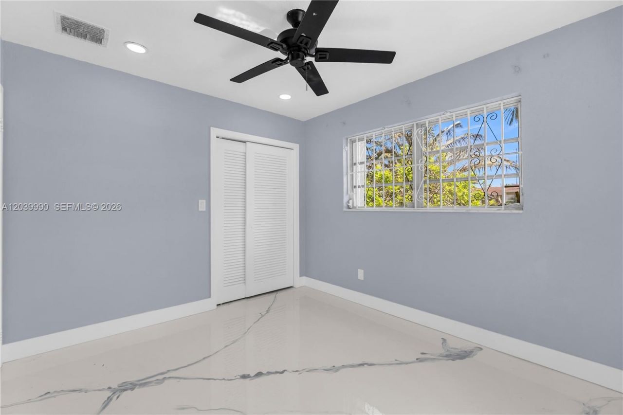 1010 NW 196th St , Miami Gardens, FL 33169 Photo