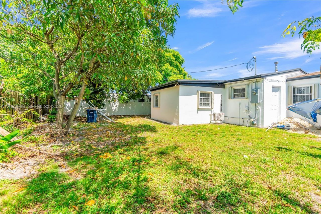 1010 NW 196th St , Miami Gardens, FL 33169 Photo