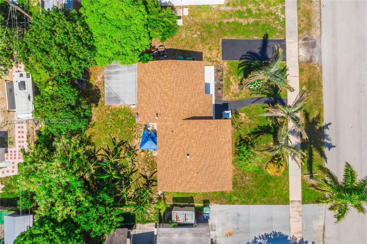 1010 NW 196th St , Miami Gardens, FL 33169 Photo