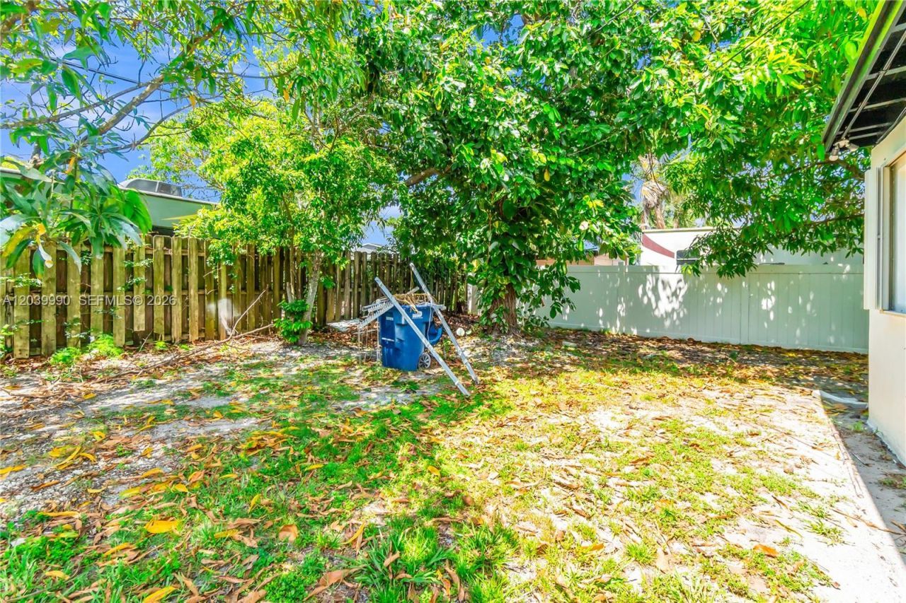 1010 NW 196th St , Miami Gardens, FL 33169 Photo