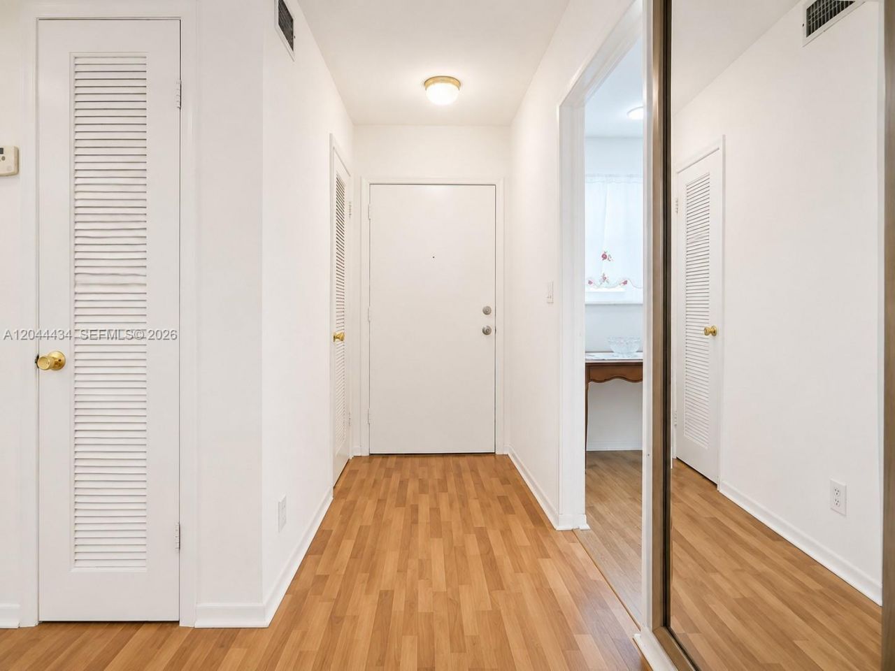 300 NE 12th Ave , Unit 606, Hallandale Beach, FL 33009 Photo