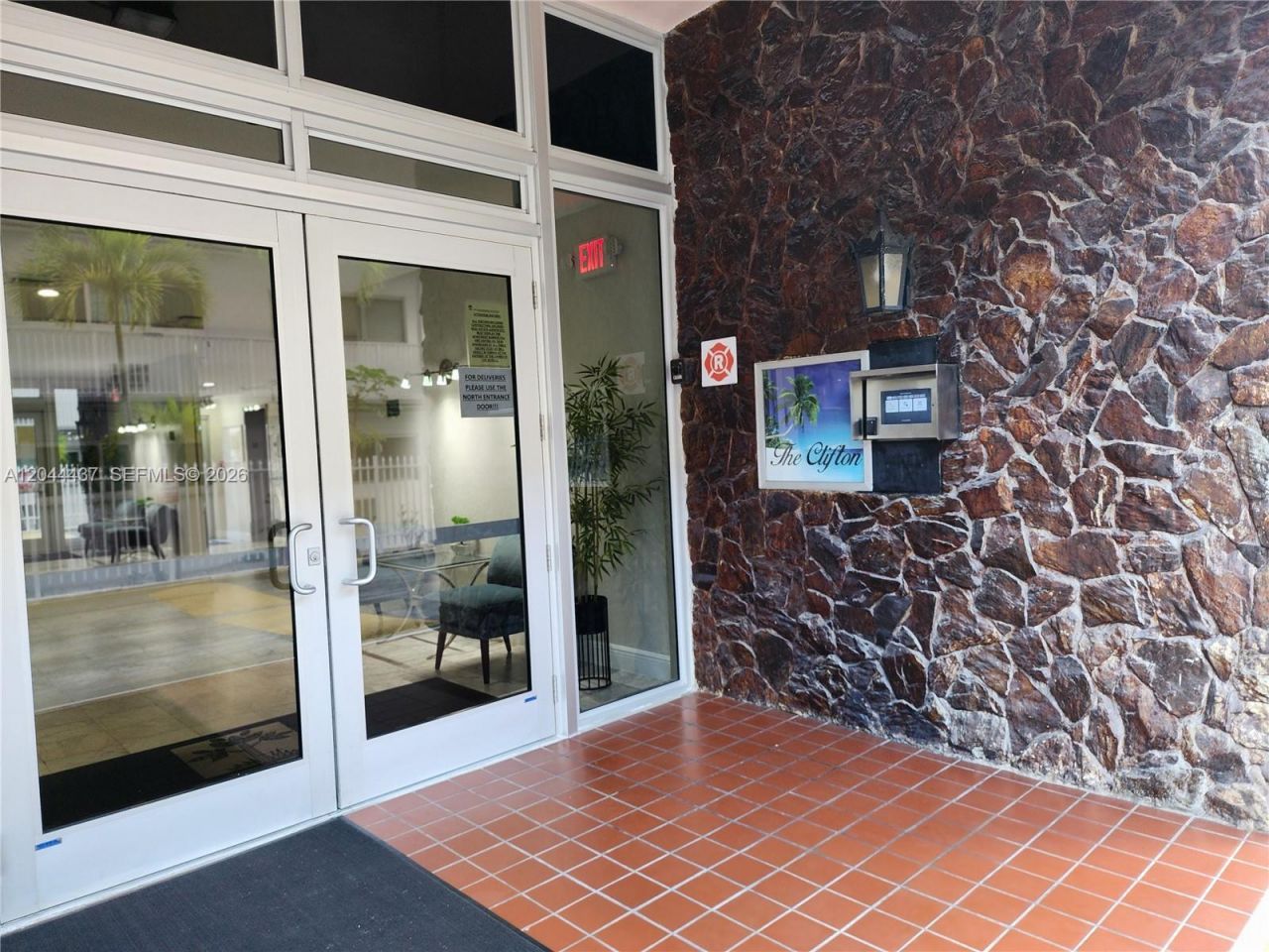 3161 S Ocean Dr , Unit 301, Hallandale Beach, FL 33009 Photo