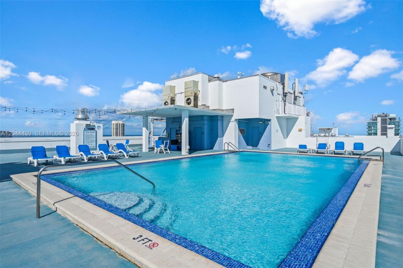 401 69th St, Unit 1012, Miami Beach, FL 33141 Photo