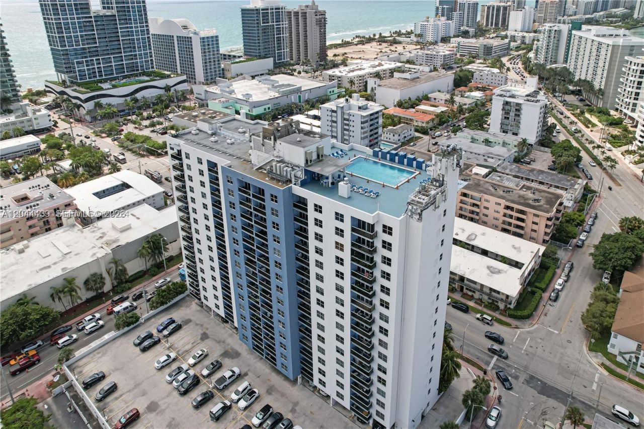 401 69th St, Unit 1012, Miami Beach, FL 33141 Photo
