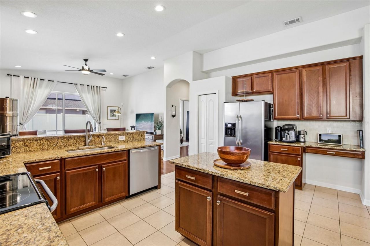 4907 58th Terrace E, Bradenton, FL 34203 Photo