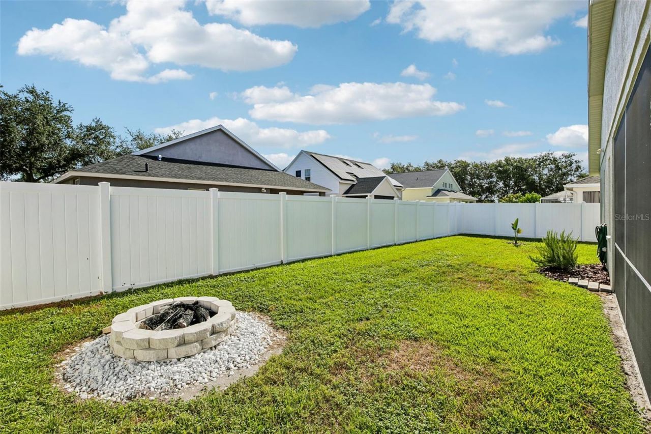 4907 58th Terrace E, Bradenton, FL 34203 Photo
