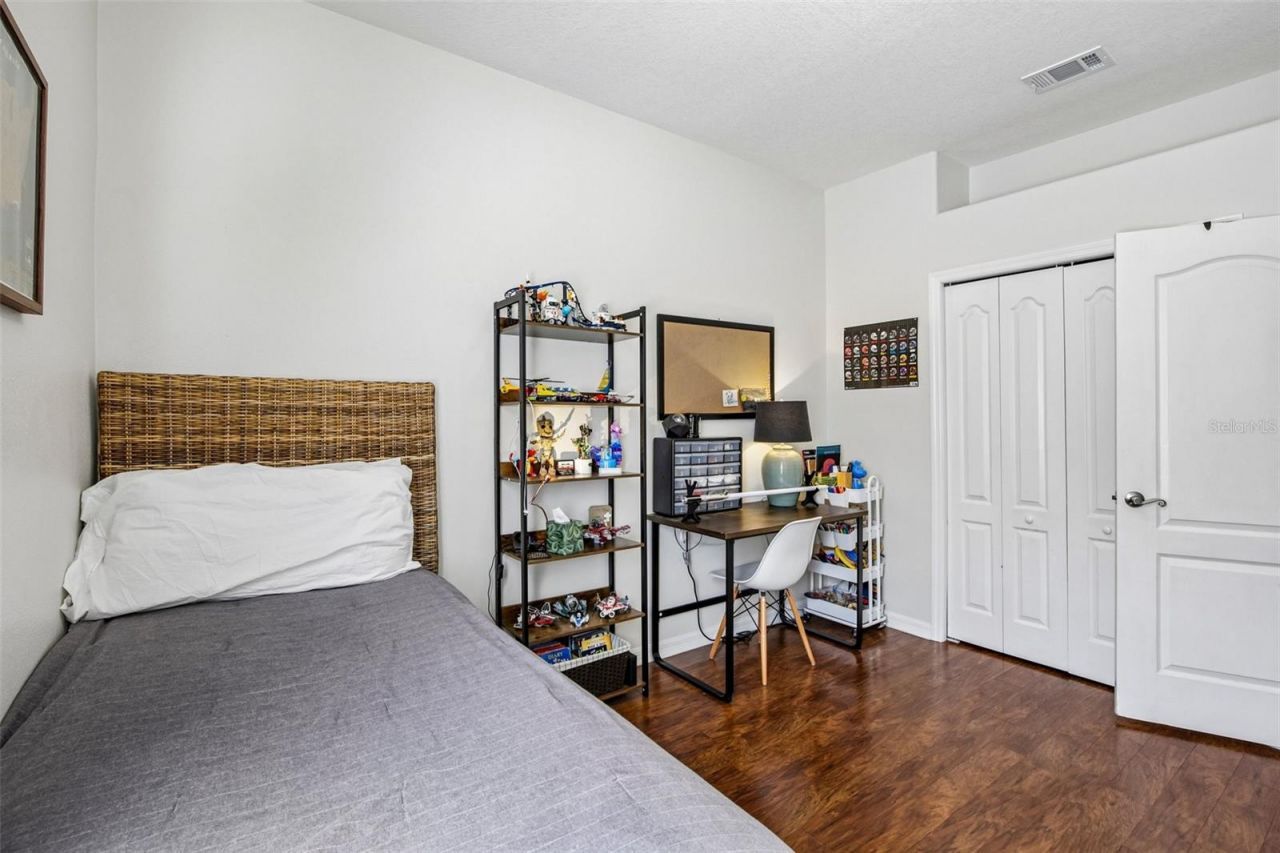 4907 58th Terrace E, Bradenton, FL 34203 Photo