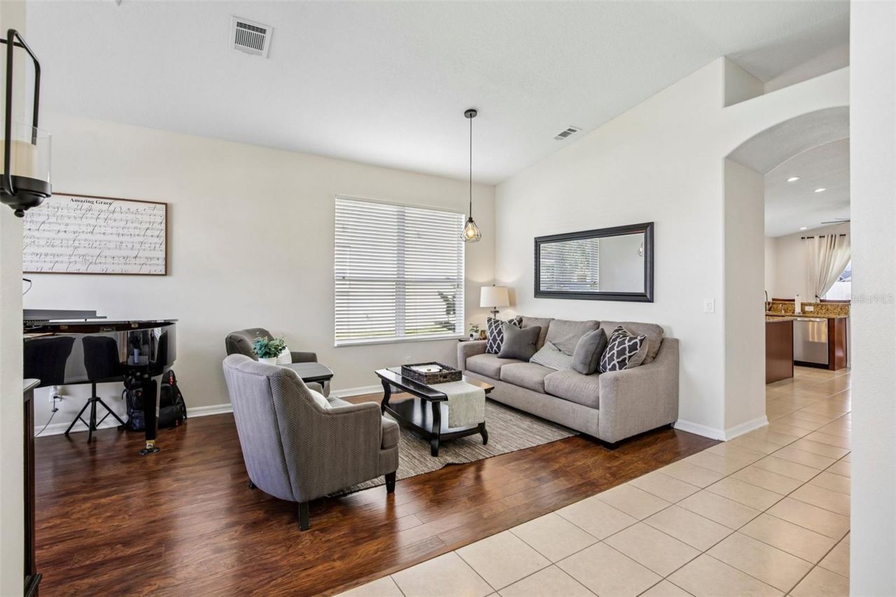 4907 58th Terrace E, Bradenton, FL 34203 Photo