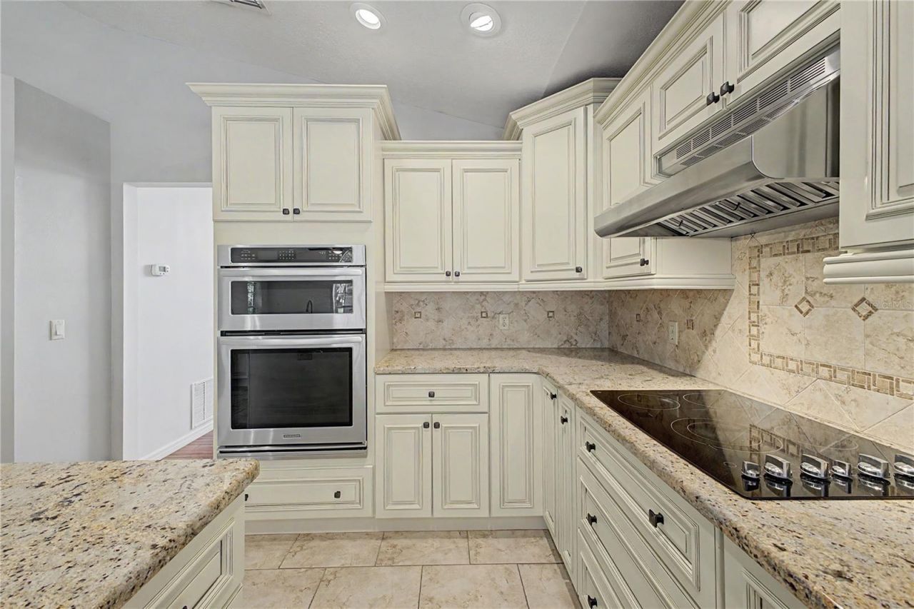 1154 E Triple Crown Loop, Hernando, FL 34442 Photo