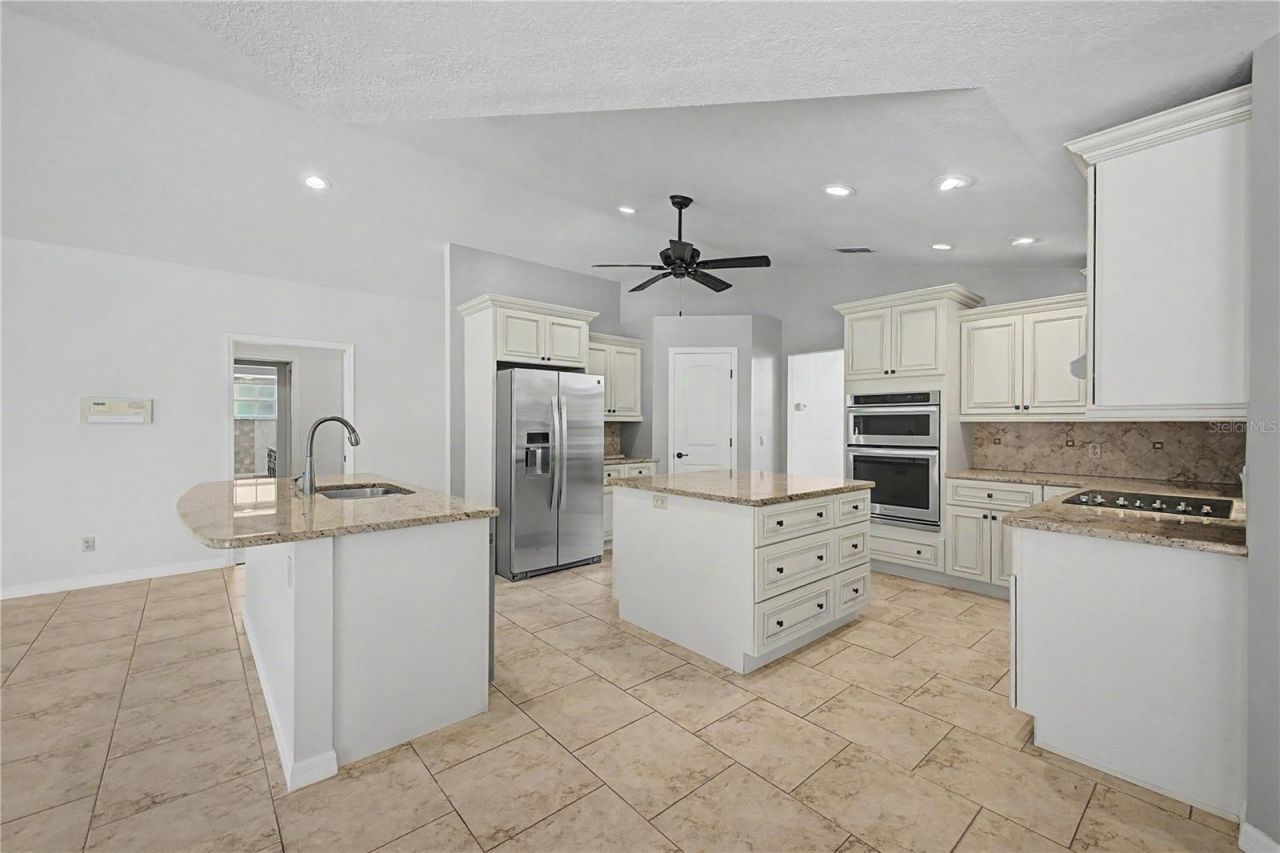 1154 E Triple Crown Loop, Hernando, FL 34442 Photo