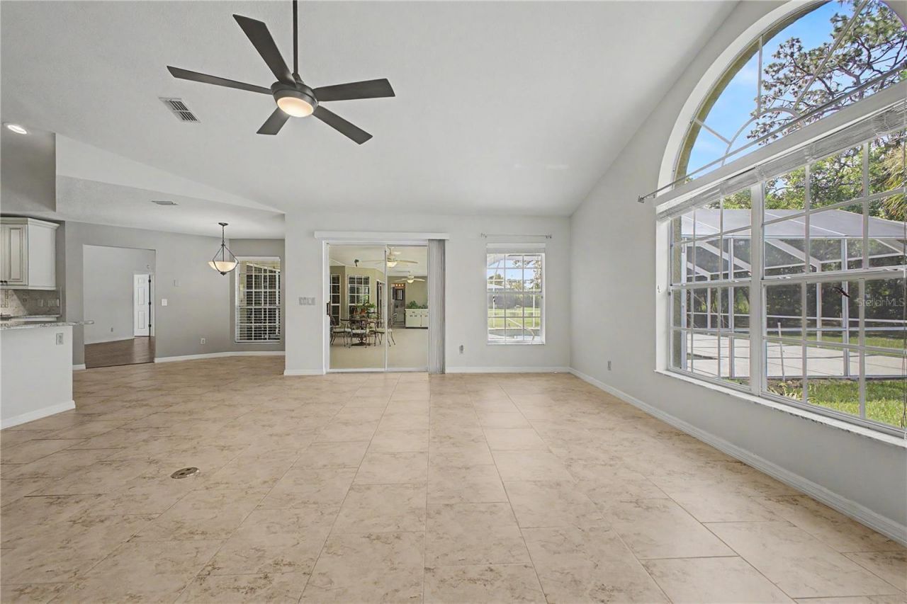 1154 E Triple Crown Loop, Hernando, FL 34442 Photo