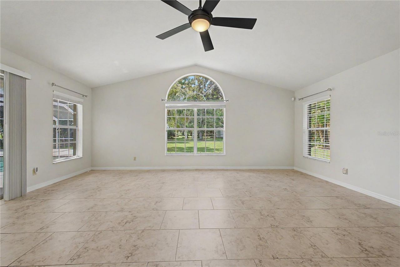 1154 E Triple Crown Loop, Hernando, FL 34442 Photo