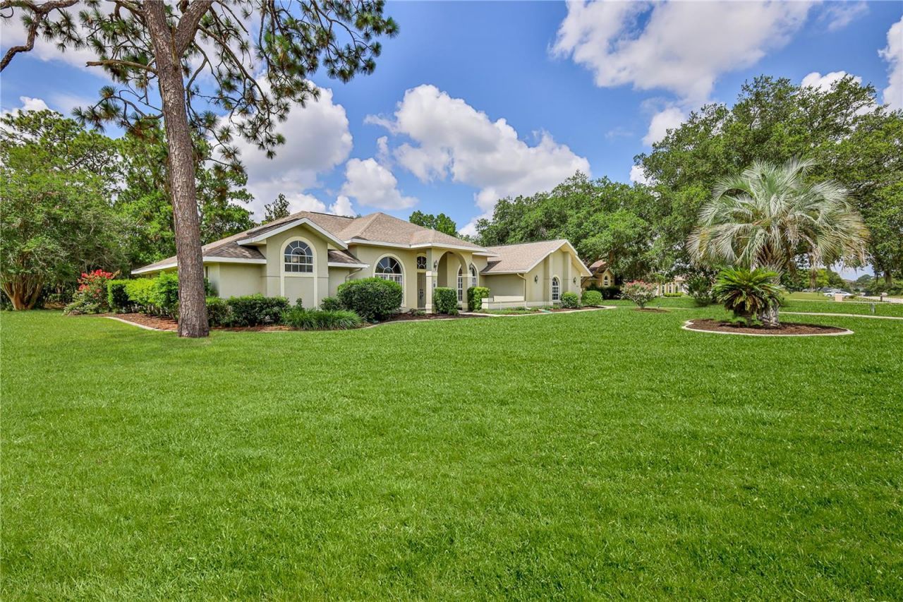 1154 E Triple Crown Loop, Hernando, FL 34442 Photo