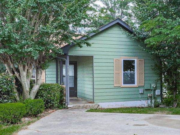 1918 Cornell Way , Morrow, GA 30260