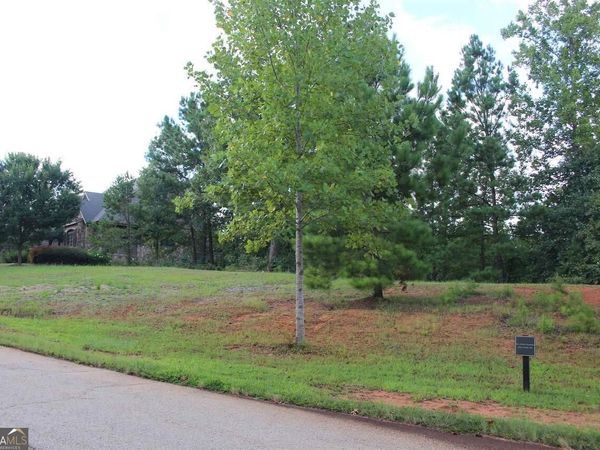 334 Edgewater Trail S, Toccoa, GA 30577