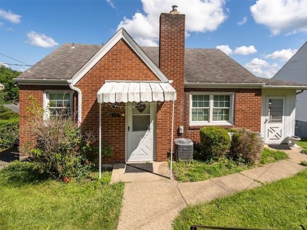 6616 Overlook St, South Park, PA 15129