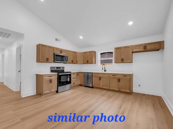 104 Pratts Aly , Columbia, TN 38401