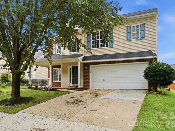 9534 Bradstreet Commons Way, Charlotte, NC 28215